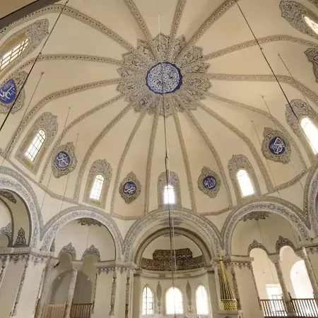 Megaron Szálloda 3*