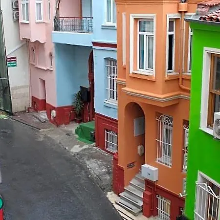 Megaron Isztambul