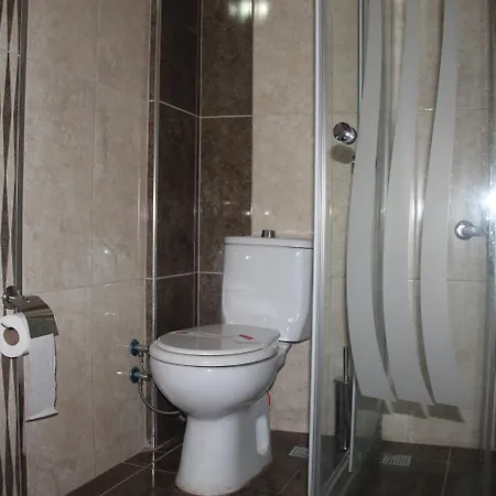 Megaron Hotell
